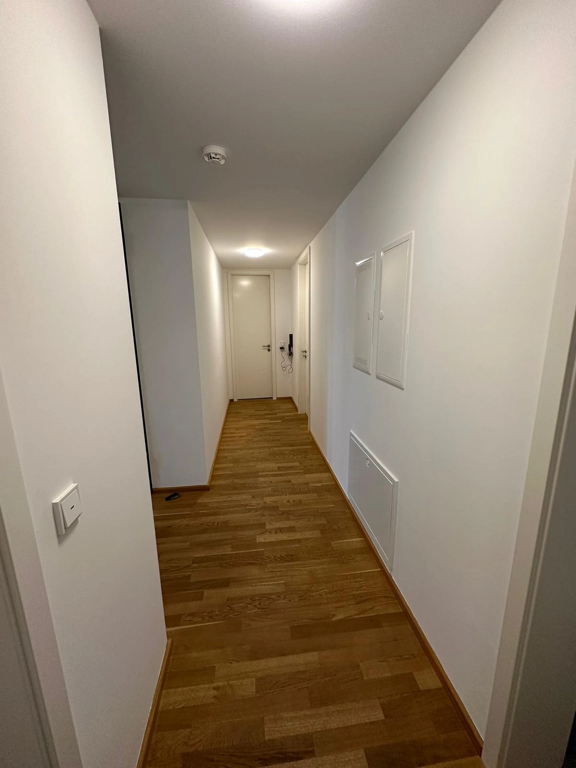 Karello Raumdesign - Bodenbelage - Design Bodenbelag-Flur-Wuerzburg