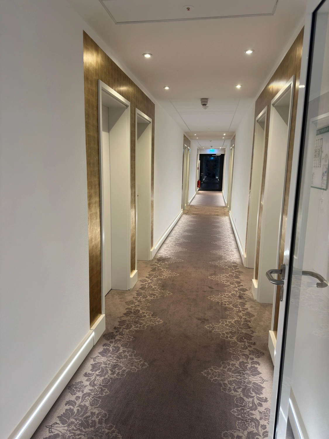 Karello Raumdesign - Malerarbeiten - Wandgestaltung - Vergoldung - Würzburg